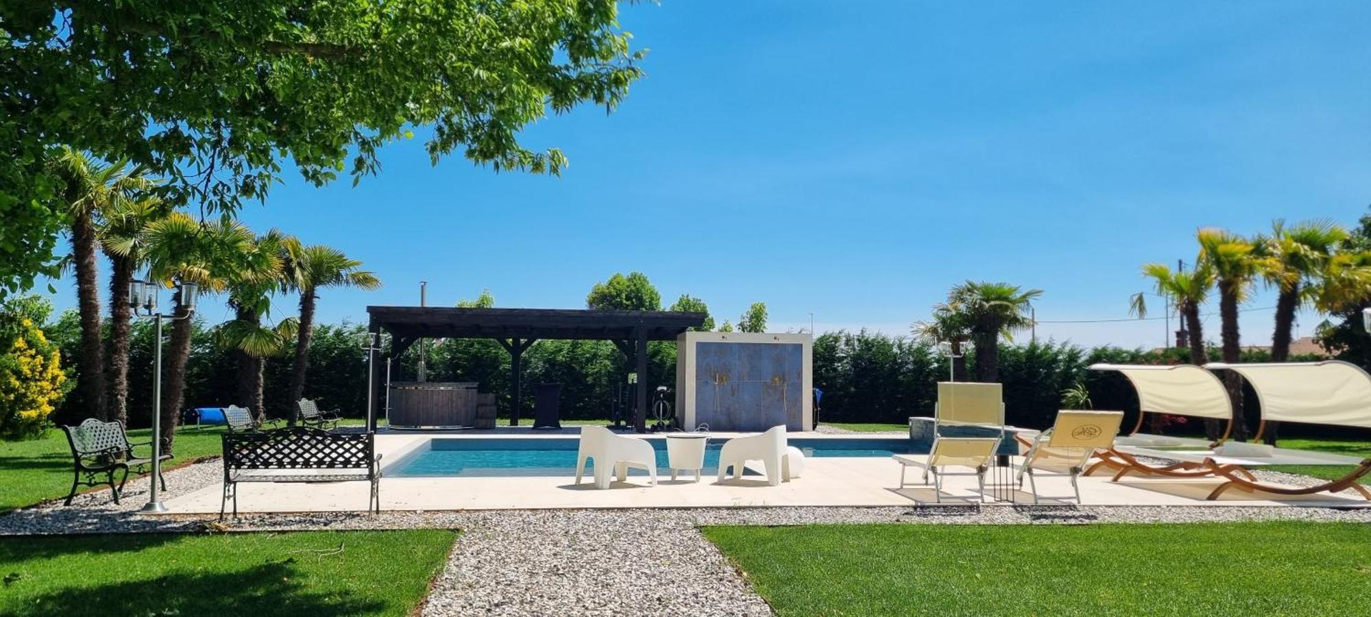 شقة Casakadd002Luxuryheated Pool Garden Patio Barbeque Cive المظهر الخارجي الصورة